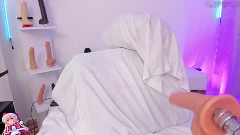 Snapshot of couple_naughty20 chatting on December 7, 8:44 am Maria online show from December 7, 8:44 am