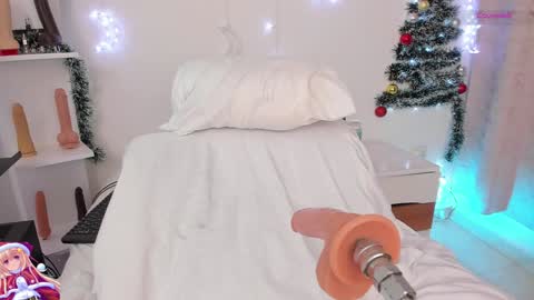 Snapshot of couple_naughty20 chatting on December 12, 9:04 pm Maria online show from December 12, 9:04 pm