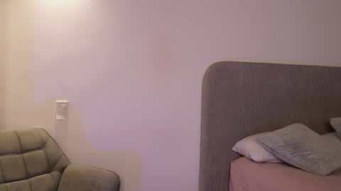 Snapshot of couple_of_your_dreams_ chatting on July 9, 11:25 am Kay online show from July 9, 11:25 am