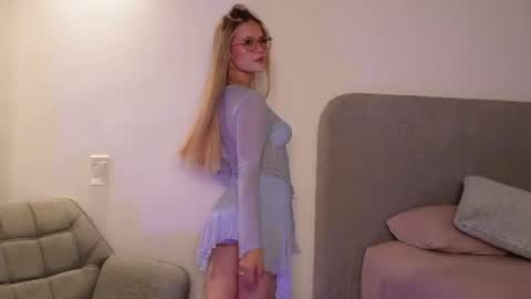 Snapshot of couple_of_your_dreams_ chatting on July 12, 3:08 am Kay online show from July 12, 3:08 am