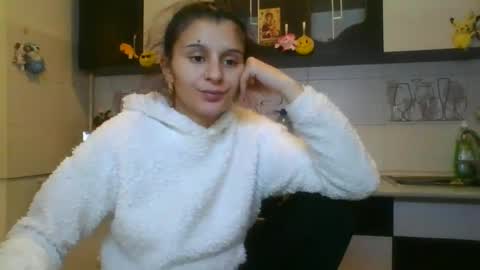 couple_p3rf3ct online show from January 11, 9:46 pm