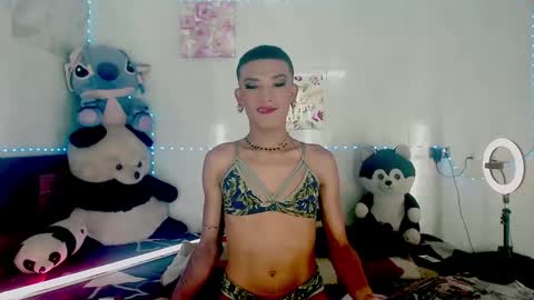 Snapshot of couple_sweet1016 chatting on September 29, 10:47 pm ALEXA KIM online show from September 29, 10:47 pm