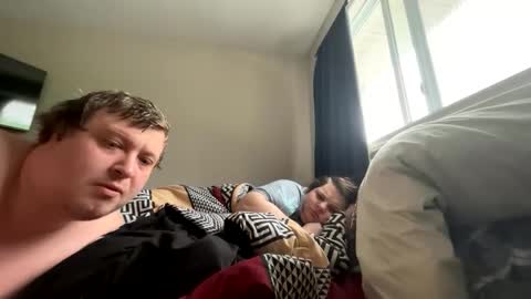 Snapshot of coupleforfun3629 chatting on March 1, 2:52 pm Amanda and Shawn online show from March 1, 2:52 pm