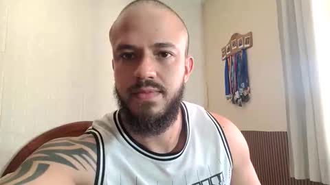 Snapshot of couplehot1515 chatting on October 26, 2:34 pm couplehot1515 online show from October 26, 2:34 pm