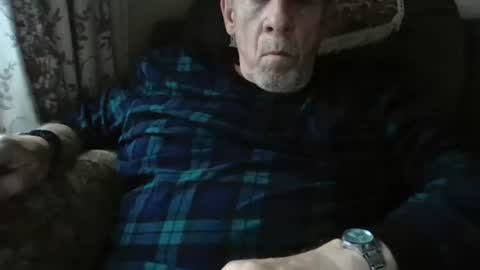 courieral1 online show from October 11, 8:02 am