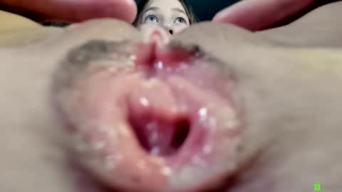 Im Courtney Nice to meet youFollow meInstagram courtneyluv778 online show from October 23, 1:54 pm