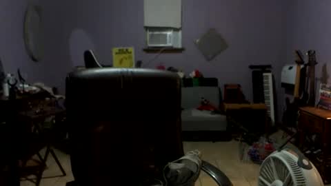 Snapshot of courtshipdating chatting on November 9, 1:04 am Harry online show from November 9, 1:04 am