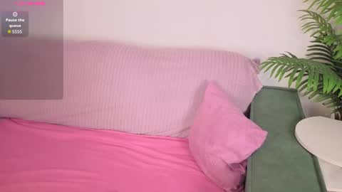 coy_emo_princess online show from August 7, 1:35 pm