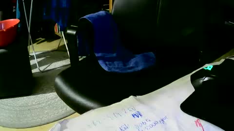 coyote017 online show from February 4, 7:40 am