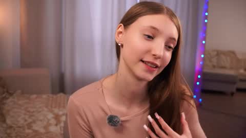 Lina online show from March 6, 8:11 am