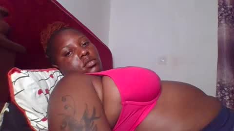 Erykah online show from December 6, 9:46 pm