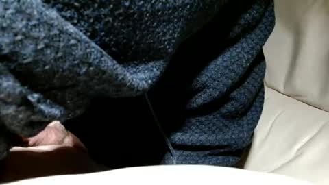 cplmature87 online show from March 31, 12:01 am