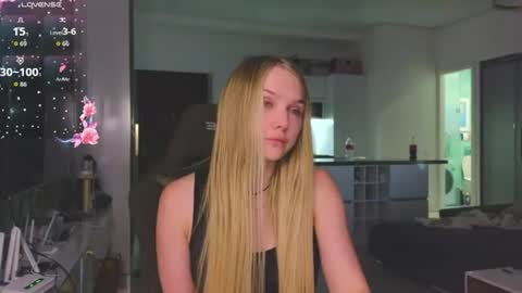 lucy online show from July 25, 4:04 pm