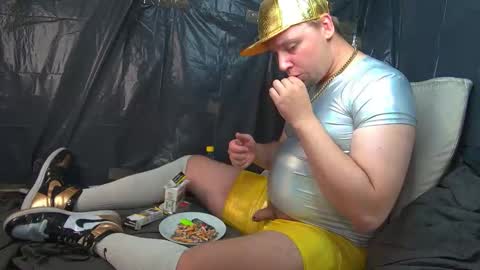 robin online show from September 19, 6:19 pm