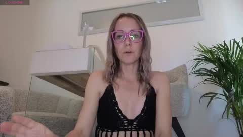 Snapshot of crazy_ass_stacy chatting on May 5, 1:08 pm Stacy 2pm to 6pm mon-fri 3 CAT online show from May 5, 1:08 pm