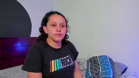 Lexie  Rose  online show from December 7, 4:09 am