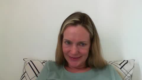 Snapshot of crazyanny chatting on December 29, 6:05 pm Anny online show from December 29, 6:05 pm