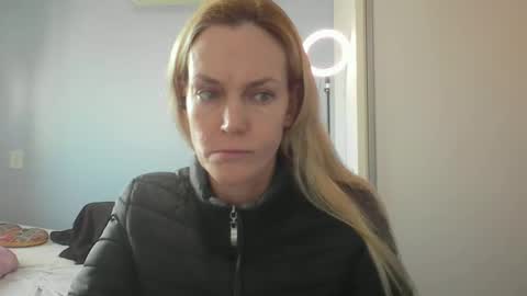 Anny online show from May 14, 12:34 pm