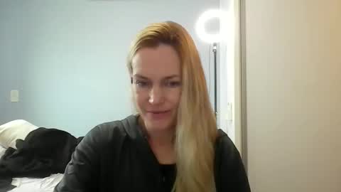 Anny online show from May 15, 10:55 am