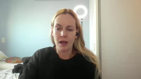Anny online show from June 9, 10:49 am