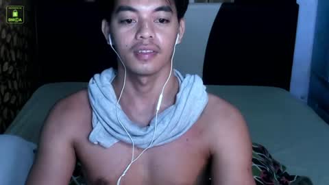 Snapshot of crazyasiancum chatting on August 6, 3:03 pm Zion online show from August 6, 3:03 pm