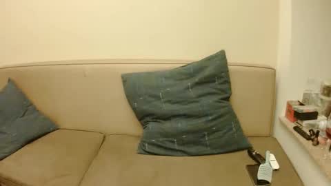 Snapshot of crazychika chatting on February 2, 6:17 pm Kelly online show from February 2, 6:17 pm