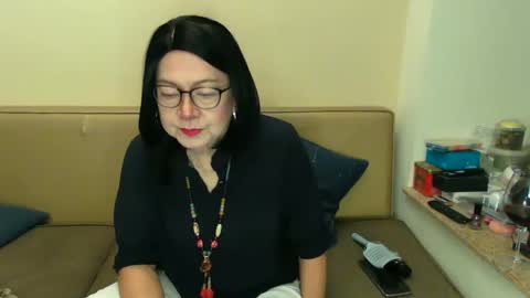 Snapshot of crazychika chatting on February 24, 4:38 pm Kelly online show from February 24, 4:38 pm