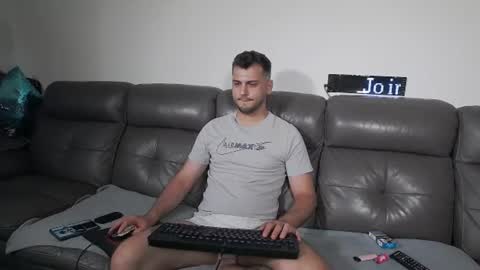 Snapshot of crazydom1 chatting on July 22, 1:47 pm Crazy online show from July 22, 1:47 pm