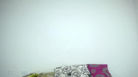 diosalinda online show from May 2, 3:33 am