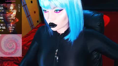 Snapshot of crazypinkyball chatting on May 16, 3:00 pm Roxy online show from May 16, 3:00 pm