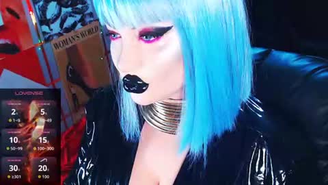 Snapshot of crazypinkyball chatting on July 5, 3:08 pm Roxy online show from July 5, 3:08 pm