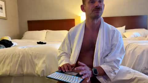 Snapshot of crazysweatyfun chatting on June 19, 1:37 pm Sean online show from June 19, 1:37 pm