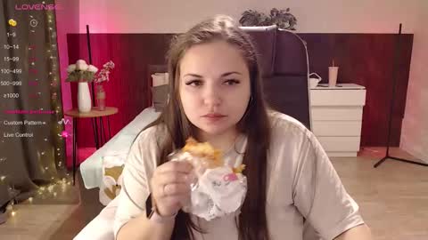 Snapshot of crazyy_girl_ chatting on March 1, 5:53 am Crazyy Girl online show from March 1, 5:53 am