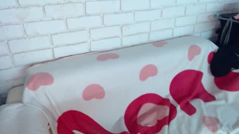Snapshot of crazyy_girl_ chatting on March 15, 6:47 pm Crazyy Girl online show from March 15, 6:47 pm