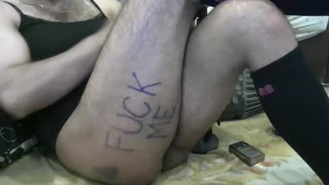 Snapshot of cream_team69 chatting on February 5, 1:43 am Cream team69 online show from February 5, 1:43 am