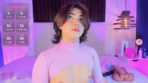 Snapshot of creamy_angelo chatting on May 10, 9:31 pm creamy_angelo online show from May 10, 9:31 pm