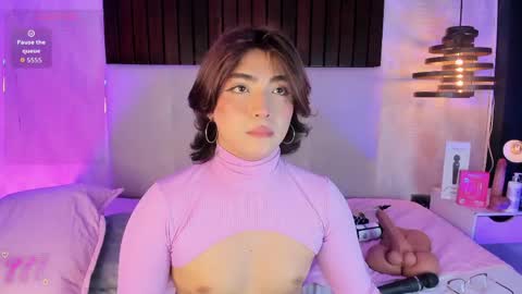 Snapshot of creamy_angelo chatting on May 18, 4:07 am creamy_angelo online show from May 18, 4:07 am