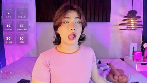Snapshot of creamy_angelo chatting on May 27, 2:03 pm creamy_angelo online show from May 27, 2:03 pm