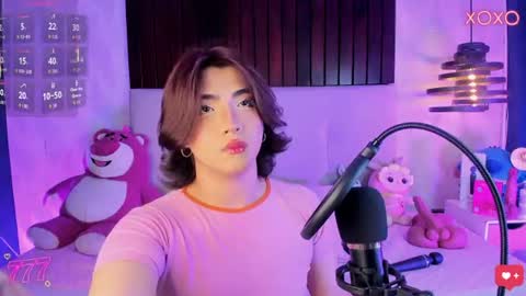 Snapshot of creamy_angelo chatting on June 14, 4:36 am creamy_angelo online show from June 14, 4:36 am