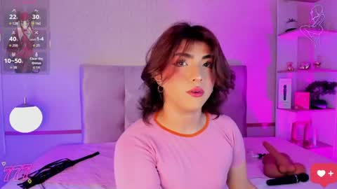 Snapshot of creamy_angelo chatting on July 19, 9:07 pm creamy_angelo online show from July 19, 9:07 pm