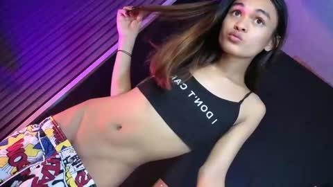 Snapshot of creamy_delilah chatting on July 17, 2:56 pm Delilah online show from July 17, 2:56 pm