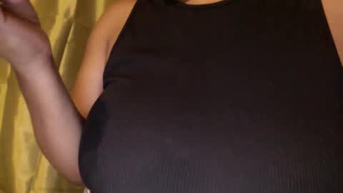 Snapshot of creamycocobabe chatting on February 11, 8:58 am CreamyCocoBabe online show from February 11, 8:58 am