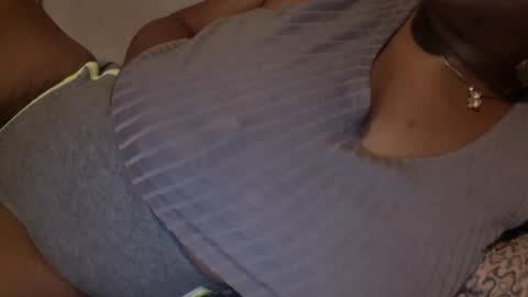 Snapshot of creamycocobabe chatting on September 22, 5:15 pm CreamyCocoBabe online show from September 22, 5:15 pm