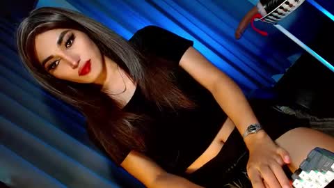 Snapshot of creamycum_celinexxx chatting on February 15, 10:31 pm Celine online show from February 15, 10:31 pm