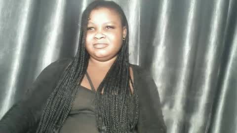 Snapshot of creamyposh1 chatting on November 27, 4:47 am creamyposh1 online show from November 27, 4:47 am