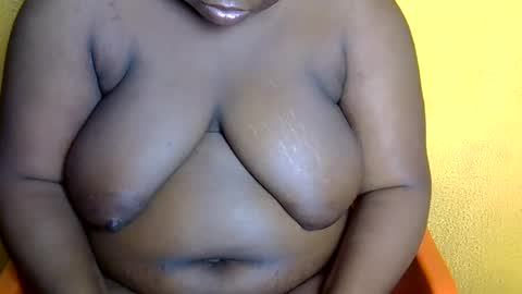 Snapshot of creamyposh1 chatting on July 9, 4:27 am creamyposh1 online show from July 9, 4:27 am
