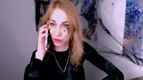 Snapshot of create_your_own_sun chatting on November 1, 1:35 pm Lera online show from November 1, 1:35 pm