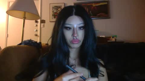 bunni xoxo online show from July 14, 5:45 am