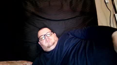 Snapshot of creeeping_death chatting on December 10, 9:43 pm The hopeless romantic online show from December 10, 9:43 pm