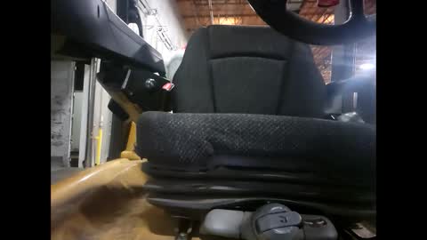 Snapshot of creeeping_death chatting on January 8, 2:25 am The hopeless romantic online show from January 8, 2:25 am